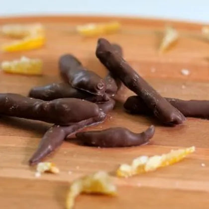 Tiras De Laranja Com Chocolate 70% Zero Açúcar - 100G